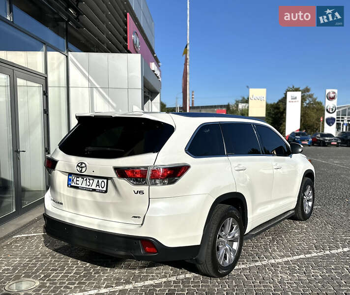 Внедорожник / Кроссовер Toyota Highlander 2014 в Днепре фото 9 Внедорожник / Кроссовер Toyota Highlander 2014 в Днепре