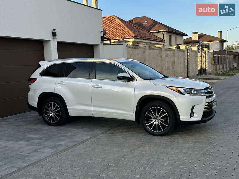 Toyota Highlander 2017
