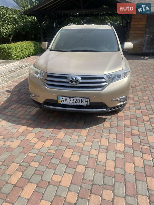 Toyota Highlander 2010