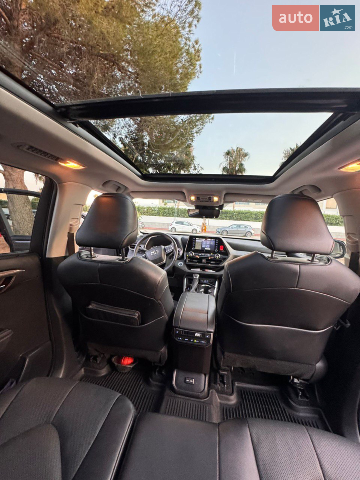 2022 Toyota Highlander - мініатюра 8