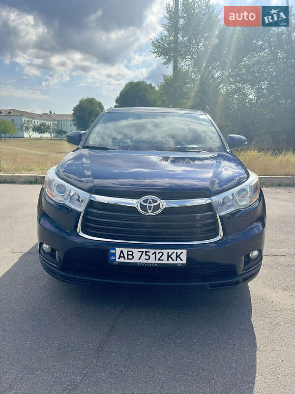 Внедорожник / Кроссовер Toyota Highlander 2015 в Виннице фото 2 Внедорожник / Кроссовер Toyota Highlander 2015 в Виннице