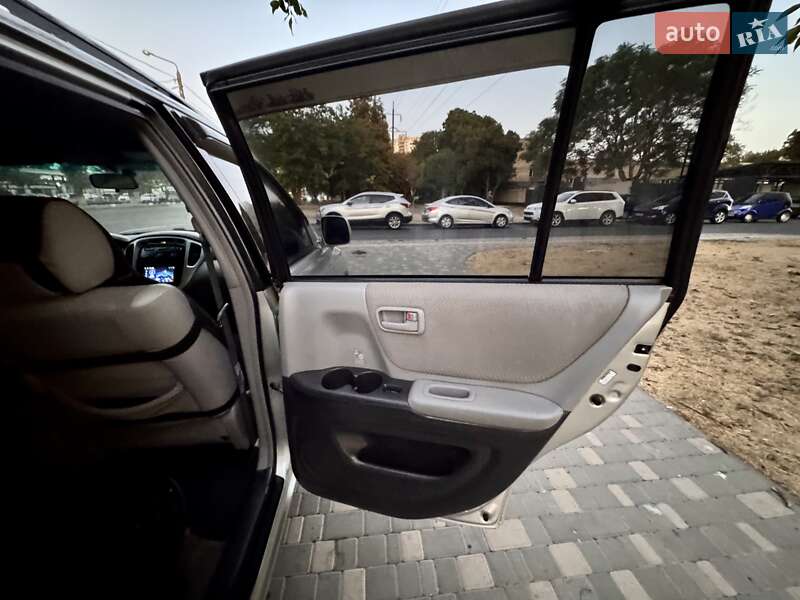 Позашляховик / Кросовер Toyota Highlander 2006 в Одесі