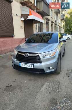 Внедорожник / Кроссовер Toyota Highlander 2014 в Киеве