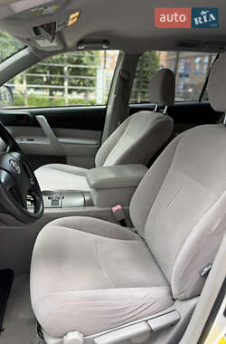 Внедорожник / Кроссовер Toyota Highlander 2007 в 