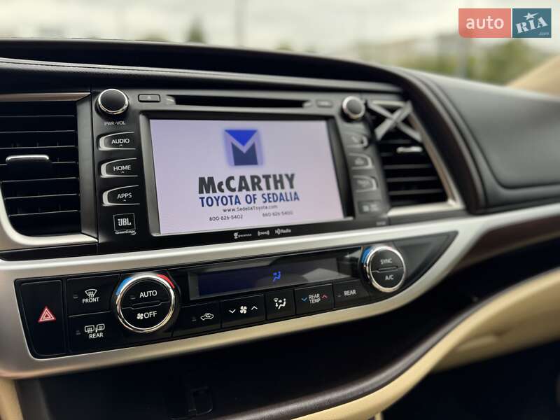 Внедорожник / Кроссовер Toyota Highlander 2015 в Львове фото 16 Внедорожник / Кроссовер Toyota Highlander 2015 в Львове