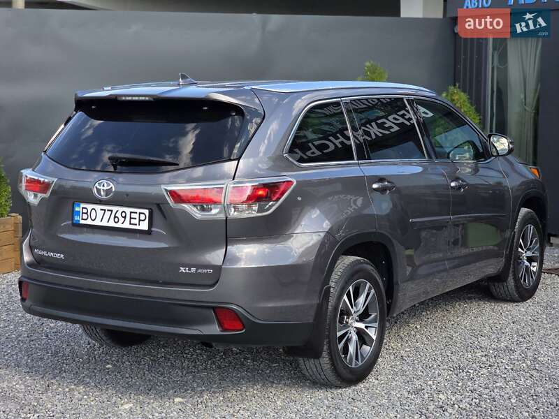 Внедорожник / Кроссовер Toyota Highlander 2015 в Тернополе фото 14 Внедорожник / Кроссовер Toyota Highlander 2015 в Тернополе