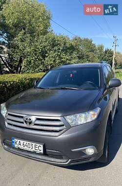 Toyota Highlander 2013