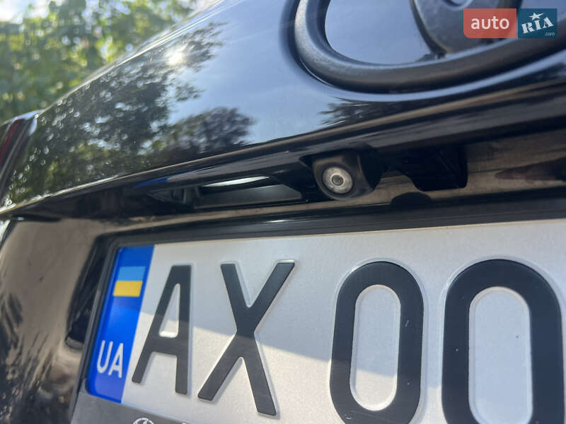 Позашляховик / Кросовер Toyota Highlander 2019 в Харкові