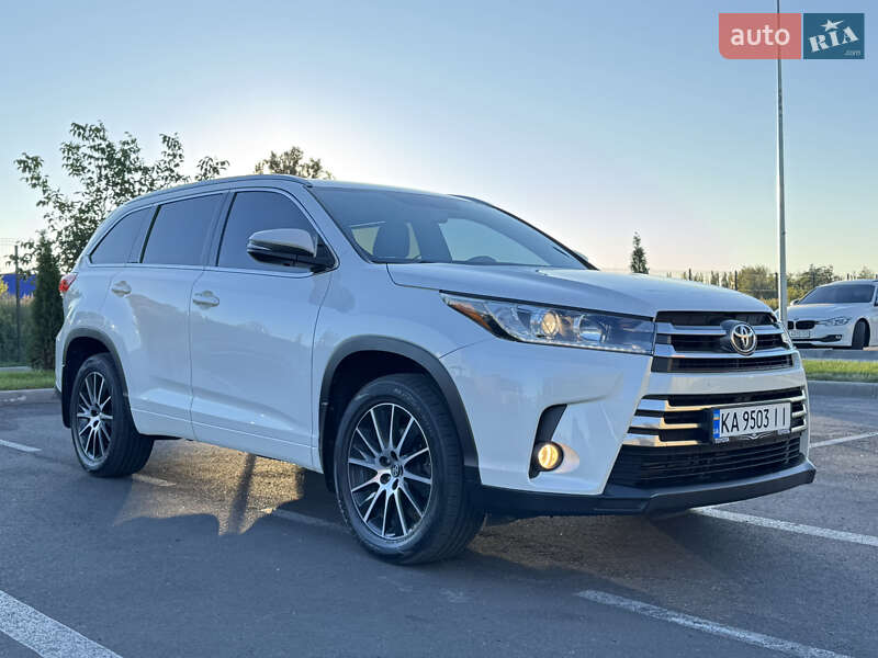 Внедорожник / Кроссовер Toyota Highlander 2019 в Киеве фото 3 Внедорожник / Кроссовер Toyota Highlander 2019 в Киеве