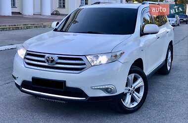 Внедорожник / Кроссовер Toyota Highlander 2010 в Желтых Водах