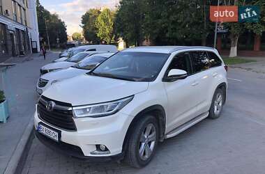Внедорожник / Кроссовер Toyota Highlander 2014 в Каменец-Подольском