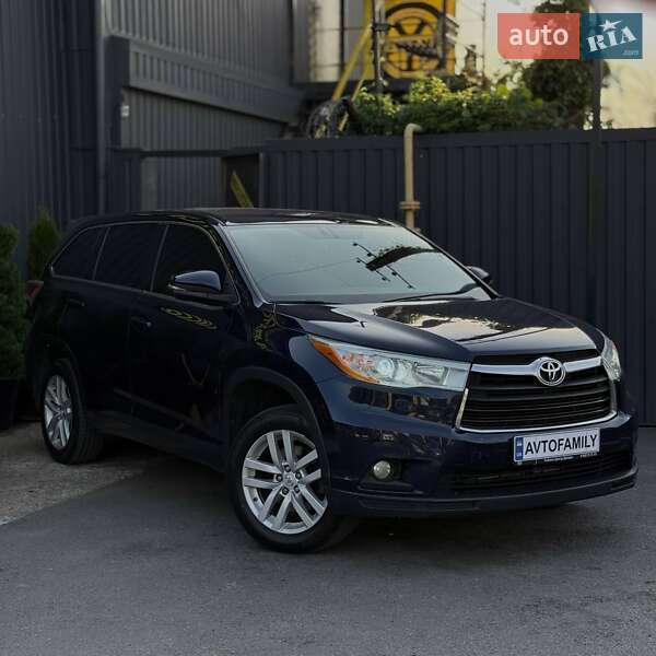 Внедорожник / Кроссовер Toyota Highlander 2014 в Днепре