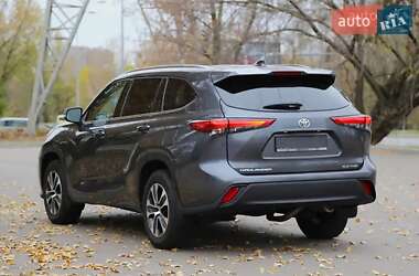 Внедорожник / Кроссовер Toyota Highlander 2020 в Харькове