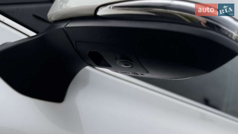 Внедорожник / Кроссовер Toyota Highlander 2020 в Черновцах