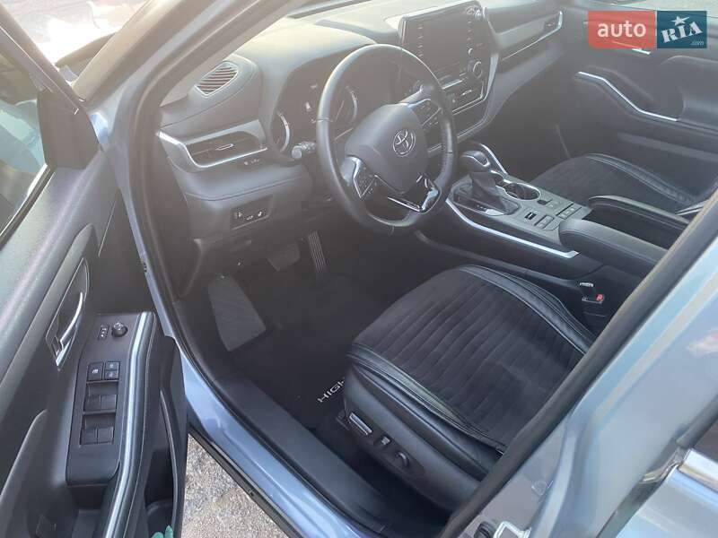 Внедорожник / Кроссовер Toyota Highlander 2020 в Виннице фото 8 Внедорожник / Кроссовер Toyota Highlander 2020 в Виннице