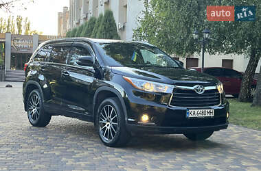 Внедорожник / Кроссовер Toyota Highlander 2016 в Броварах
