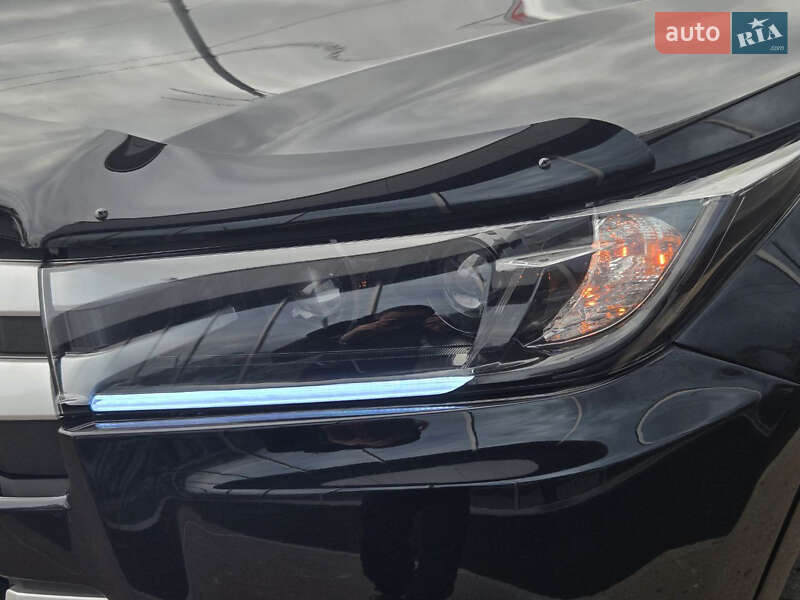 Внедорожник / Кроссовер Toyota Highlander 2017 в Киеве
