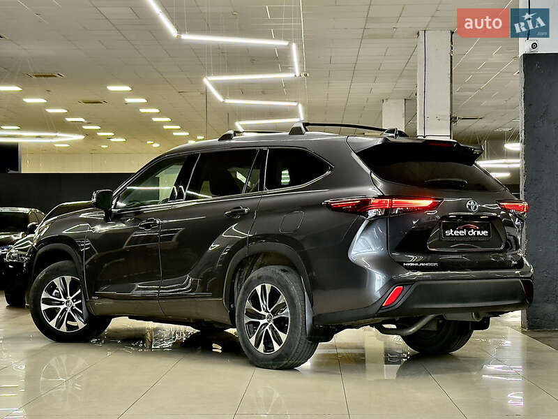Внедорожник / Кроссовер Toyota Highlander 2022 в Николаеве фото 4 Внедорожник / Кроссовер Toyota Highlander 2022 в Николаеве
