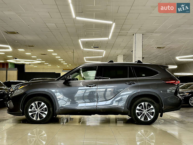Внедорожник / Кроссовер Toyota Highlander 2022 в Николаеве фото 3 Внедорожник / Кроссовер Toyota Highlander 2022 в Николаеве