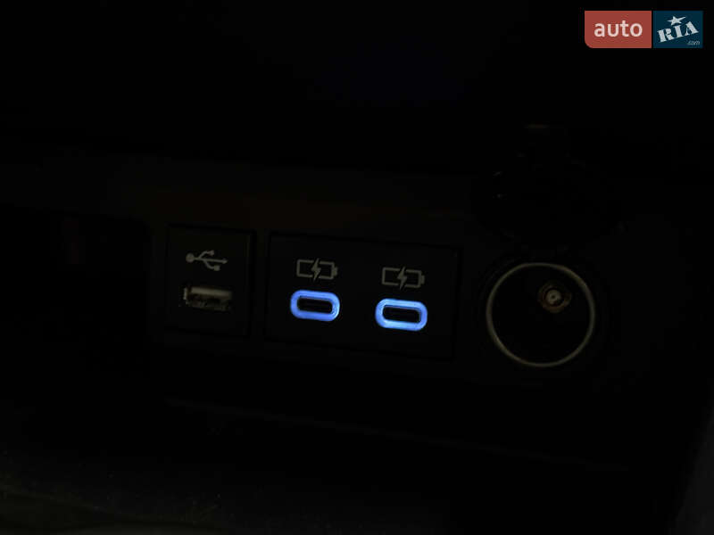 Внедорожник / Кроссовер Toyota Highlander 2022 в Николаеве фото 20 Внедорожник / Кроссовер Toyota Highlander 2022 в Николаеве