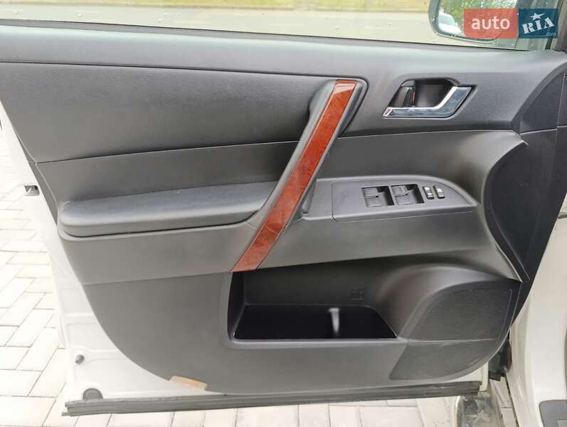 Внедорожник / Кроссовер Toyota Highlander 2011 в Николаеве фото 31 Внедорожник / Кроссовер Toyota Highlander 2011 в Николаеве