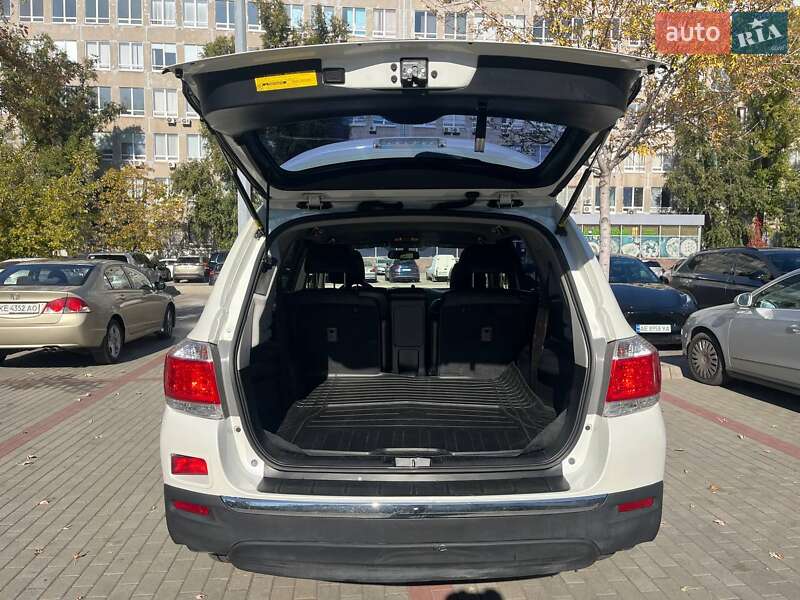Внедорожник / Кроссовер Toyota Highlander 2013 в Днепре фото 9 Внедорожник / Кроссовер Toyota Highlander 2013 в Днепре