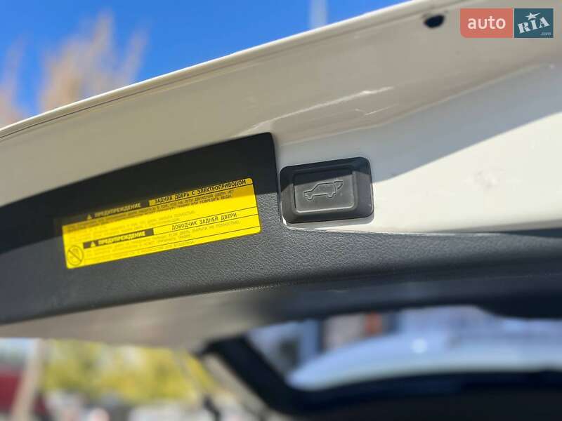 Внедорожник / Кроссовер Toyota Highlander 2013 в Днепре фото 15 Внедорожник / Кроссовер Toyota Highlander 2013 в Днепре