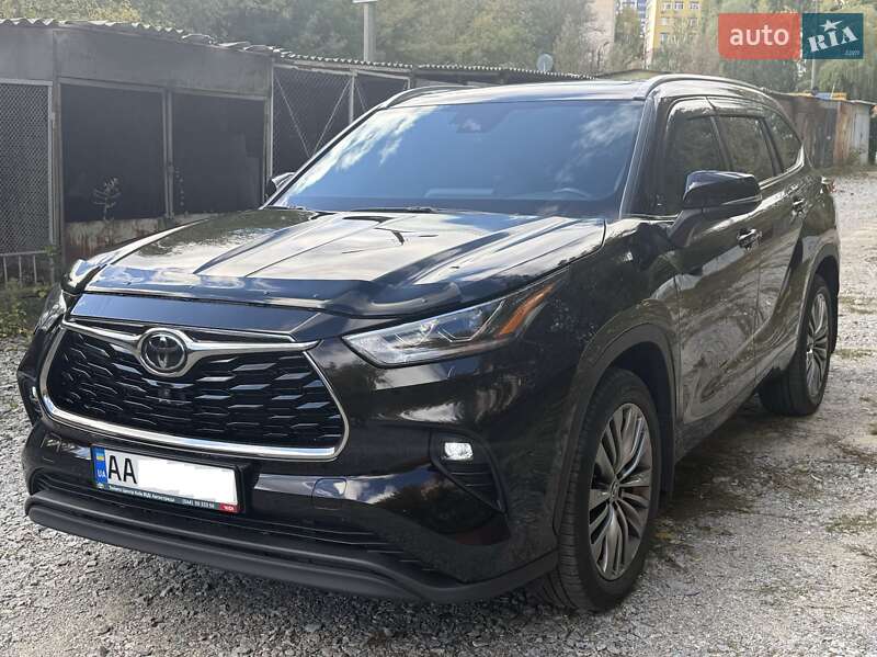 Внедорожник / Кроссовер Toyota Highlander 2020 в Киеве