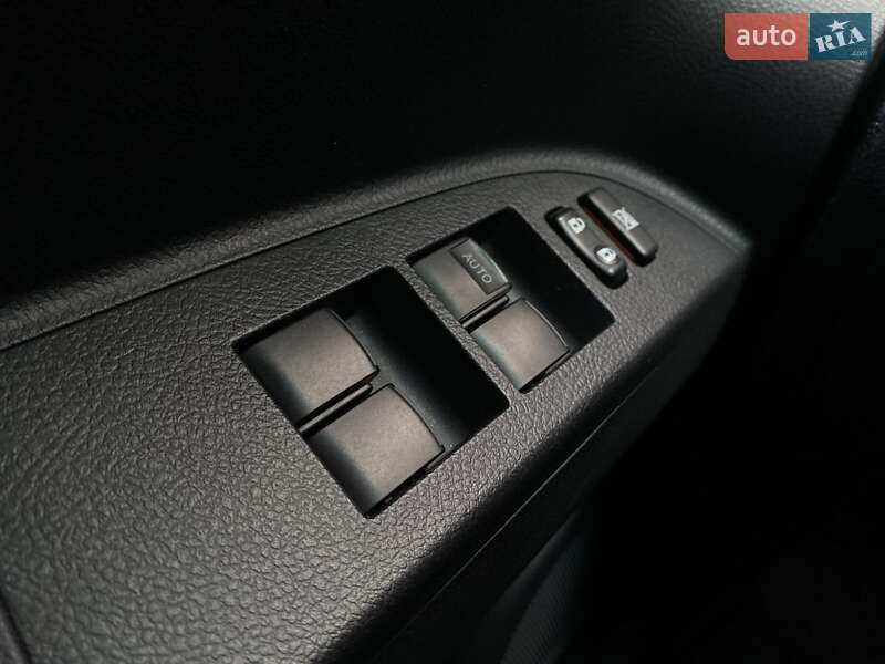 Внедорожник / Кроссовер Toyota Highlander 2012 в Одессе фото 17 Внедорожник / Кроссовер Toyota Highlander 2012 в Одессе