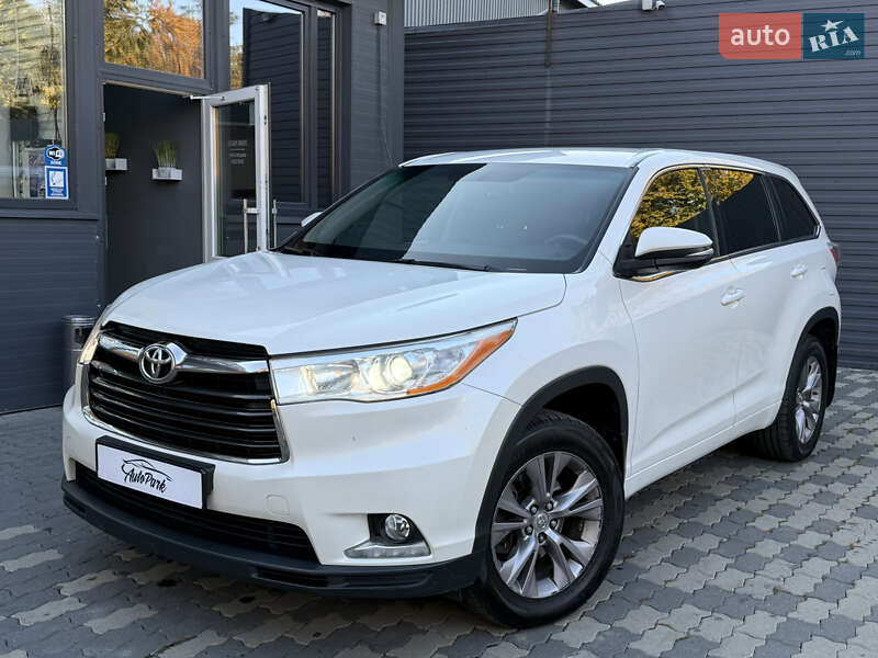 Toyota Highlander 2015