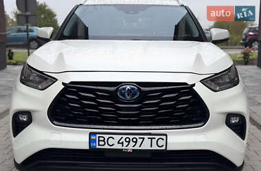 Toyota Highlander 2020