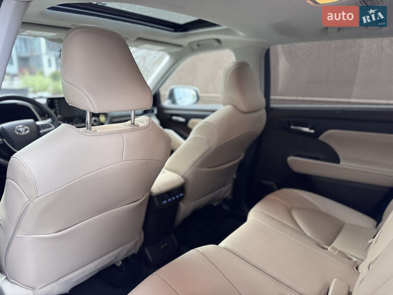 Внедорожник / Кроссовер Toyota Highlander 2020 в Львове фото 32 Внедорожник / Кроссовер Toyota Highlander 2020 в Львове