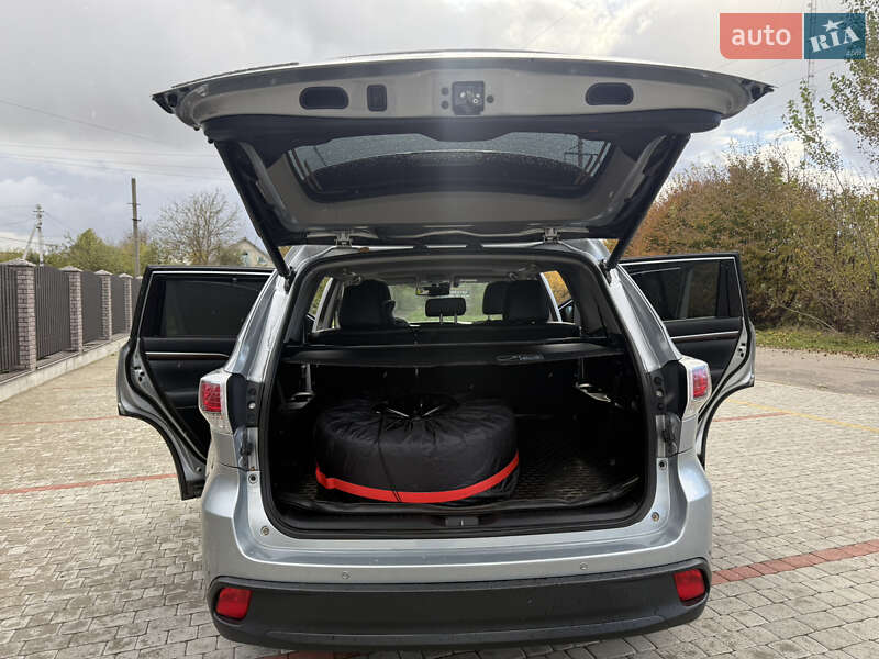 Позашляховик / Кросовер Toyota Highlander 2014 в Хмельницькому