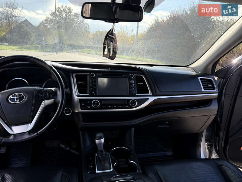 Позашляховик / Кросовер Toyota Highlander 2014 в Хмельницькому