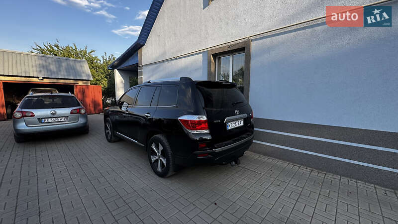 Внедорожник / Кроссовер Toyota Highlander 2011 в Новомосковске фото 2 Внедорожник / Кроссовер Toyota Highlander 2011 в Новомосковске
