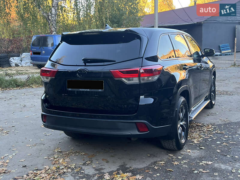Внедорожник / Кроссовер Toyota Highlander 2017 в Хмельницком фото 21 Внедорожник / Кроссовер Toyota Highlander 2017 в Хмельницком