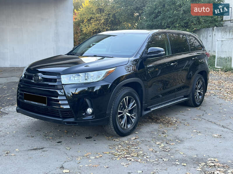 Toyota Highlander 2017