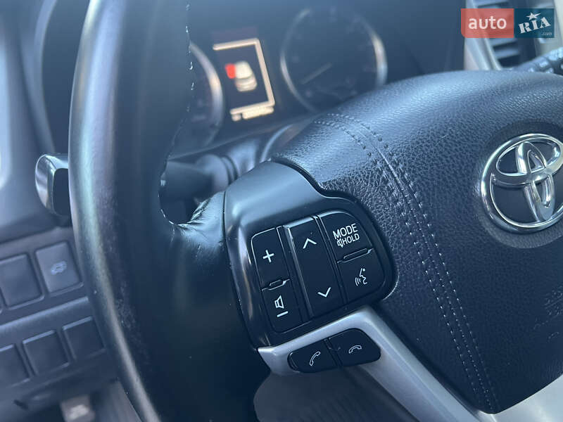 Внедорожник / Кроссовер Toyota Highlander 2017 в Хмельницком фото 41 Внедорожник / Кроссовер Toyota Highlander 2017 в Хмельницком