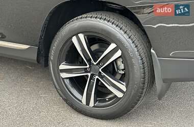 Позашляховик / Кросовер Toyota Highlander 2012 в  фото 12 Позашляховик / Кросовер Toyota Highlander 2012 в