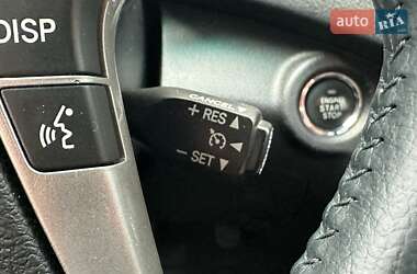 Позашляховик / Кросовер Toyota Highlander 2012 в  фото 38 Позашляховик / Кросовер Toyota Highlander 2012 в