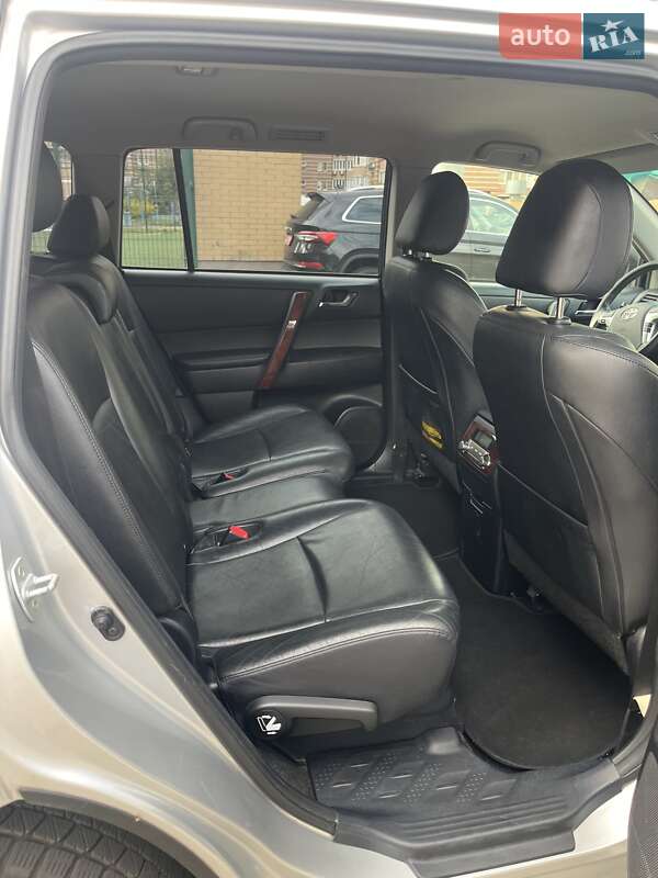 Внедорожник / Кроссовер Toyota Highlander 2011 в Киеве фото 5 Внедорожник / Кроссовер Toyota Highlander 2011 в Киеве