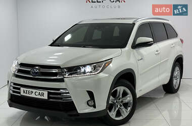 Внедорожник / Кроссовер Toyota Highlander 2017 в Одессе
