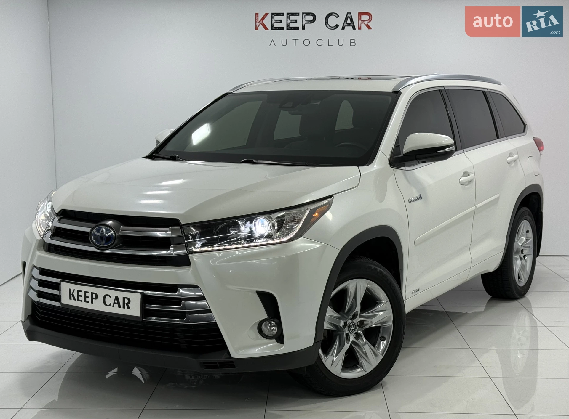 2017 Toyota Highlander - фото 1