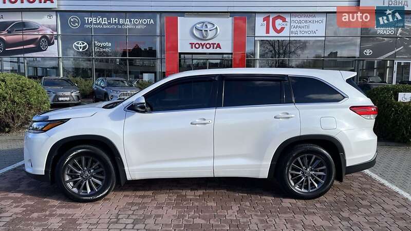 Внедорожник / Кроссовер Toyota Highlander 2017 в Хмельницком фото 3 Внедорожник / Кроссовер Toyota Highlander 2017 в Хмельницком