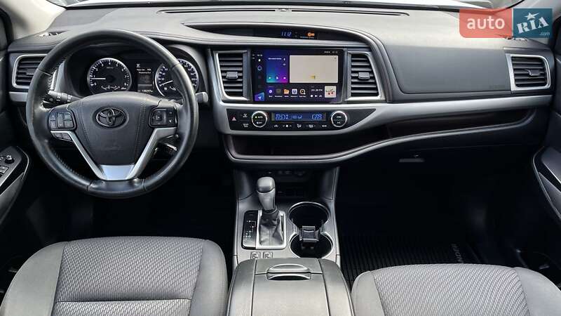 Внедорожник / Кроссовер Toyota Highlander 2017 в Хмельницком фото 8 Внедорожник / Кроссовер Toyota Highlander 2017 в Хмельницком