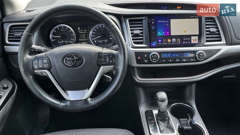 Внедорожник / Кроссовер Toyota Highlander 2017 в Хмельницком фото 9 Внедорожник / Кроссовер Toyota Highlander 2017 в Хмельницком
