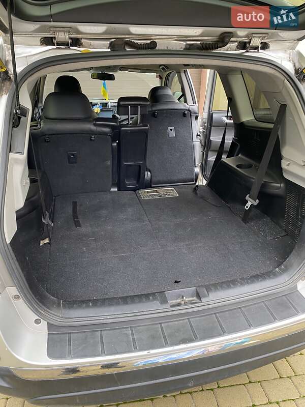 Внедорожник / Кроссовер Toyota Highlander 2012 в Черкассах