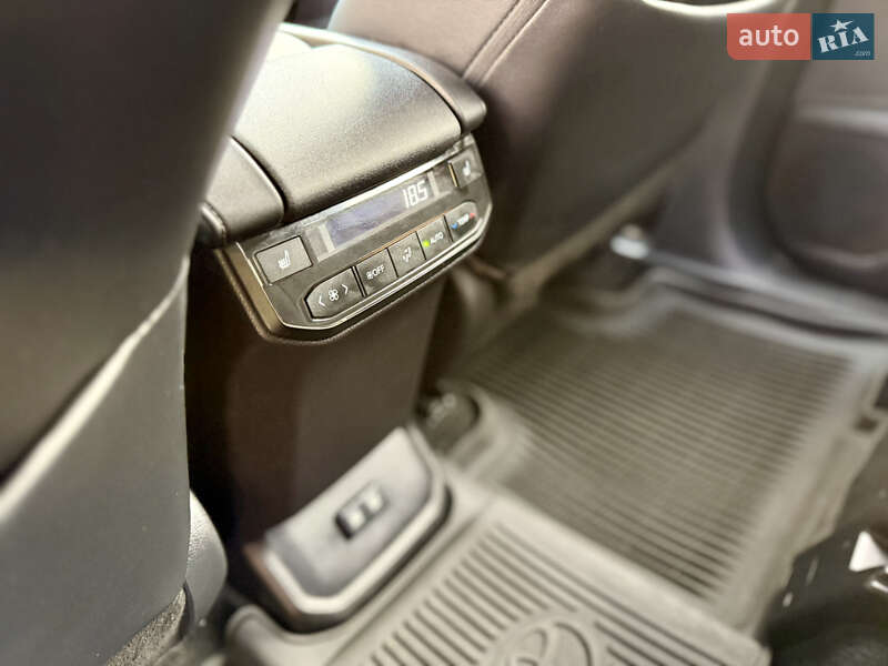 Внедорожник / Кроссовер Toyota Highlander 2021 в Киеве фото 20 Внедорожник / Кроссовер Toyota Highlander 2021 в Киеве