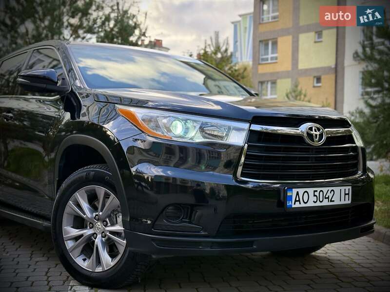 Внедорожник / Кроссовер Toyota Highlander 2014 в Ивано-Франковске фото 4 Внедорожник / Кроссовер Toyota Highlander 2014 в Ивано-Франковске