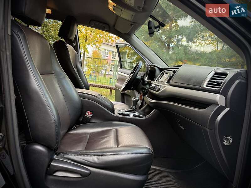 Внедорожник / Кроссовер Toyota Highlander 2014 в Ивано-Франковске фото 30 Внедорожник / Кроссовер Toyota Highlander 2014 в Ивано-Франковске